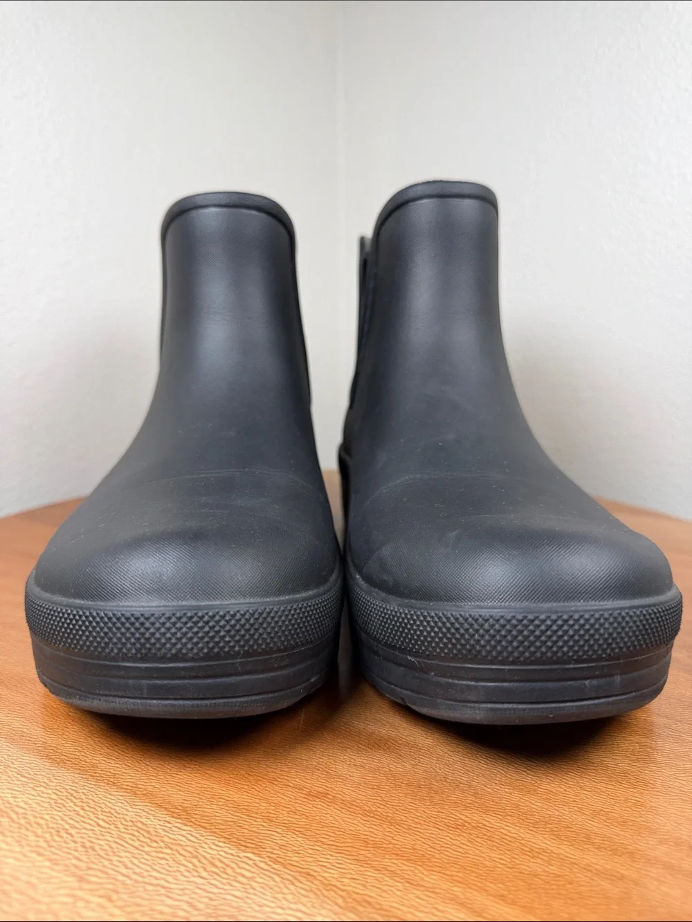 Dansko Black Karmel Chelsea Ankle Rain Boots Waterproof Rubber Size 38/7.5-8